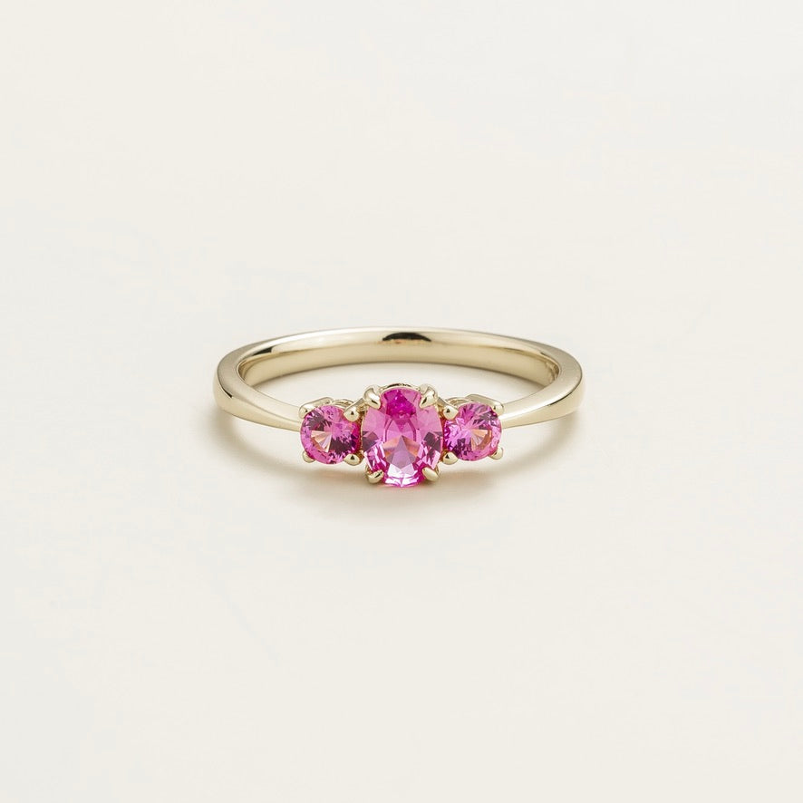 Oval lab-grown pink sapphire three-stone Boble ring in white gold | Juvetti London
