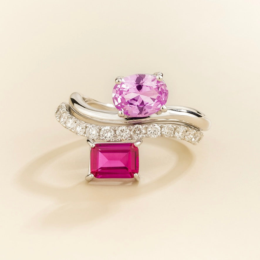 Luno Vivid Pink Sapphire Oval Solitaire Curved Band Ring in White Gold