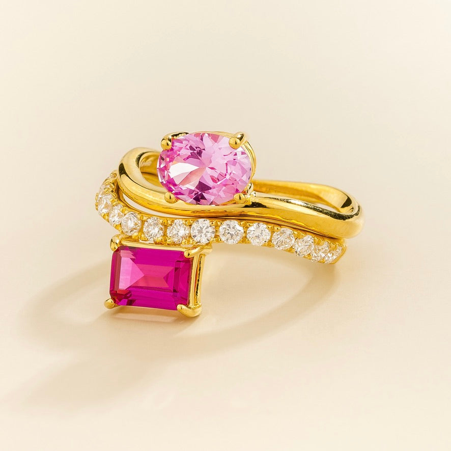 Luno Vivid Pink Sapphire Emerald-Cut & Diamond Pavé Curved Band Ring in Gold
