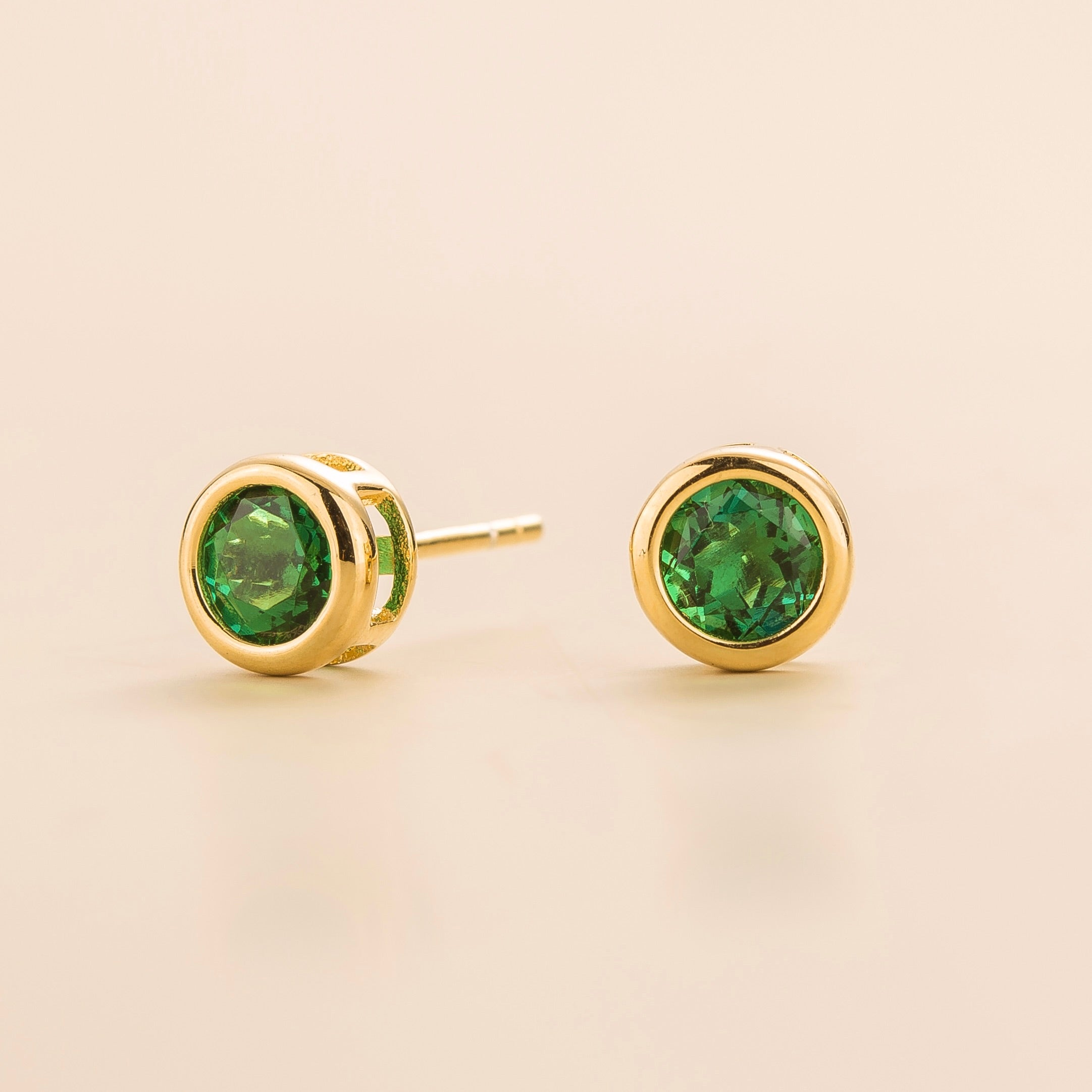 Margo Emerald Round Bazel Set Gold Earrings