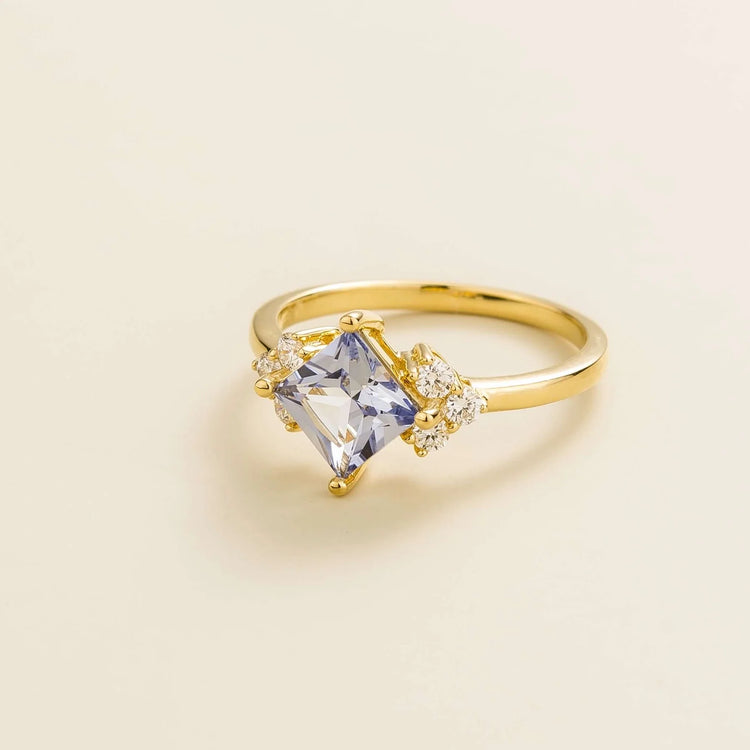 Amore Gold Ring Pastel Blue Sapphire and Diamond Bespoke Jewellery UK