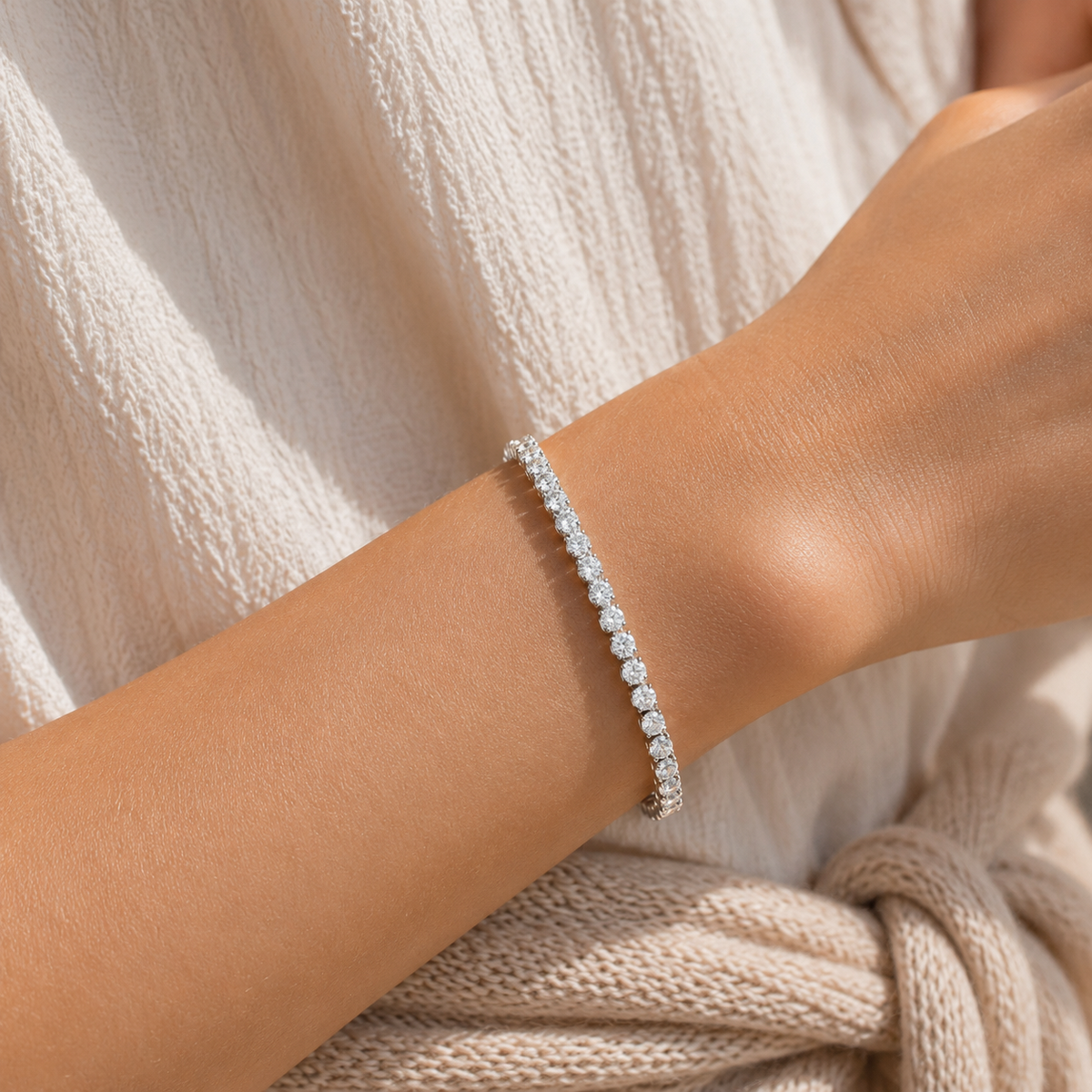 Stacy Diamond Round Tennis Bracelet in White Gold