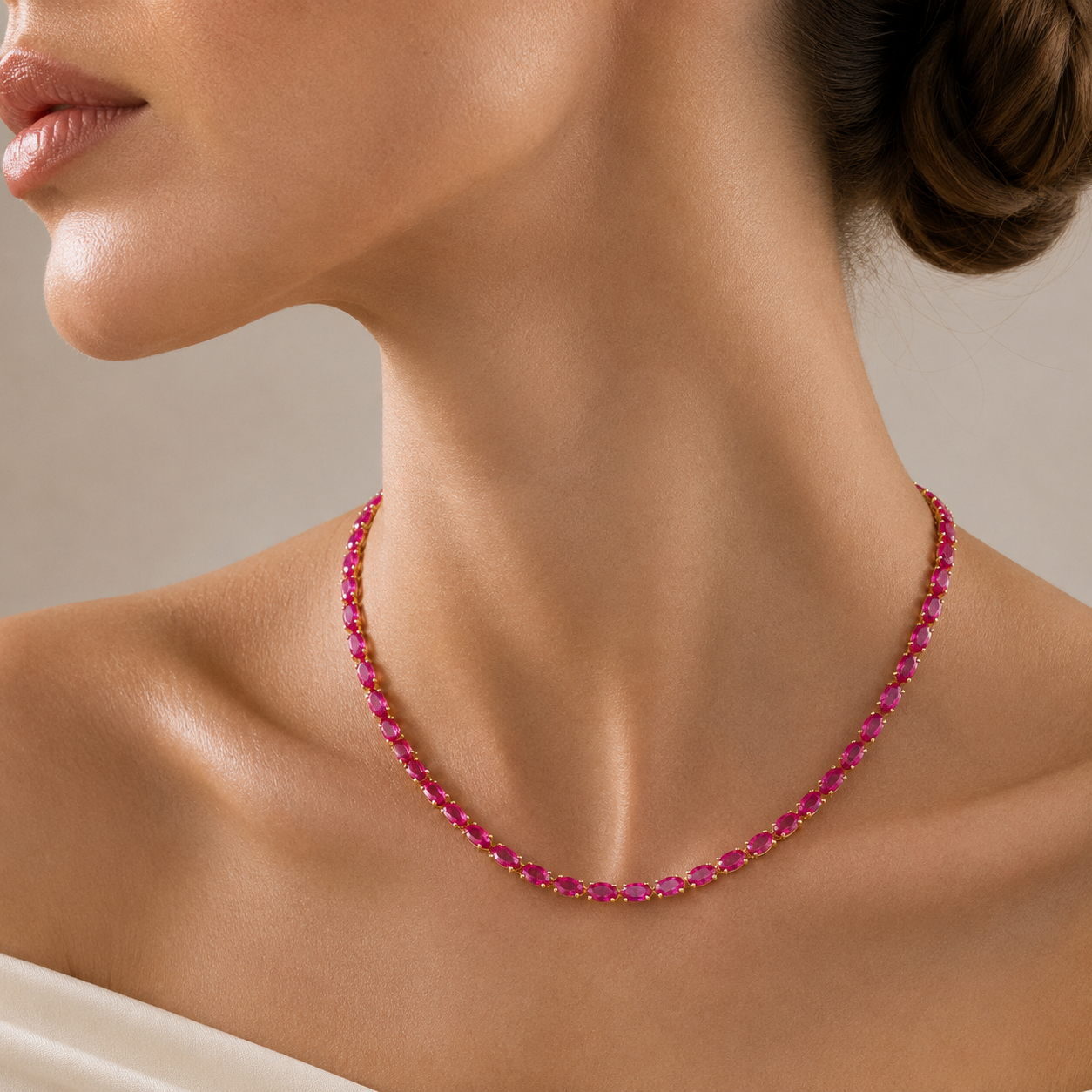 Salto Vivid Pink Sapphire Oval Tennis Necklace in Gold