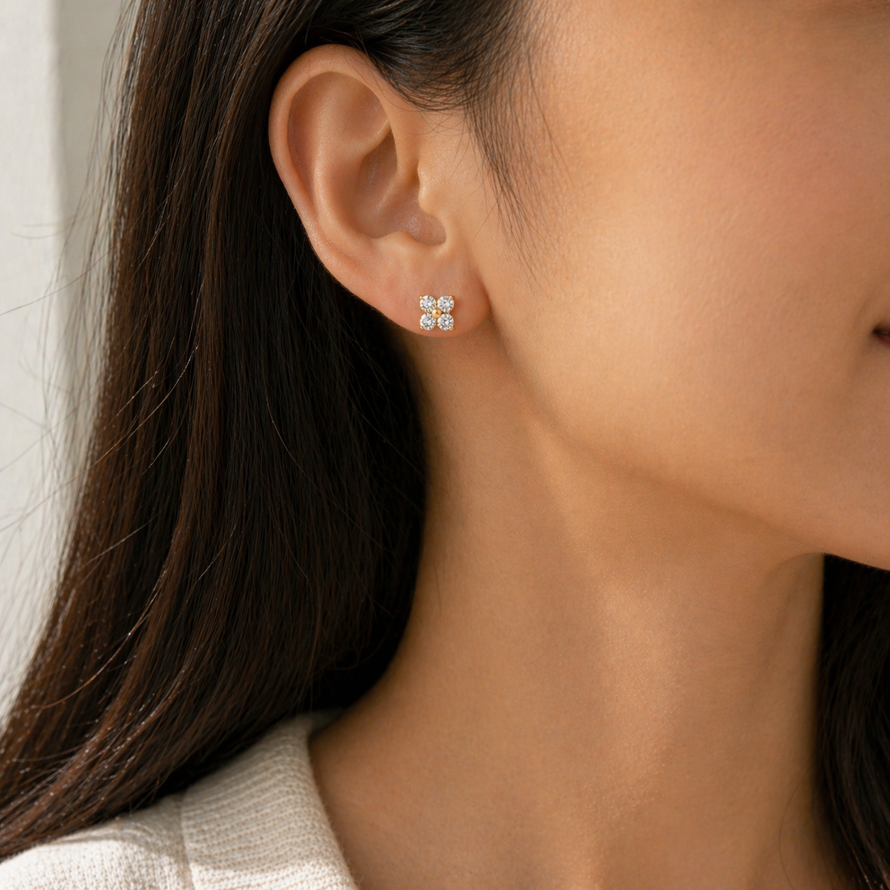 Clover Blue Sapphire & Diamond Earrings In White Gold