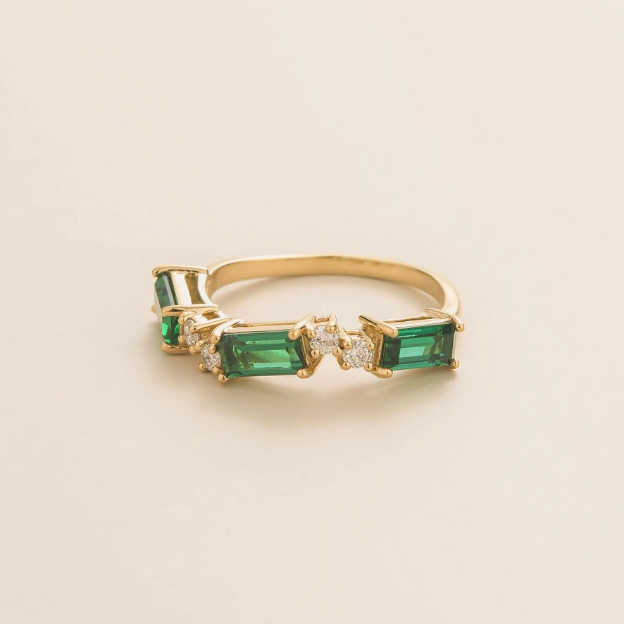 Forma Emerald & Diamond Baguette Cut Three-Stone Gold Ring