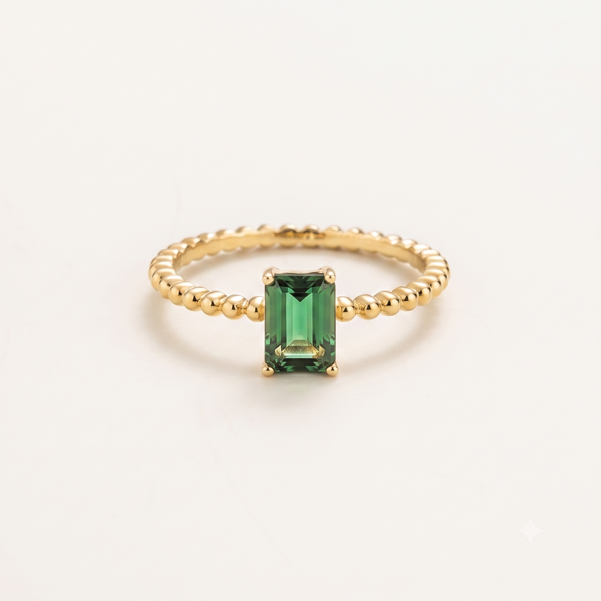 Emerald-cut lab-grown emerald beaded band Fondi ring in gold | Juvetti London