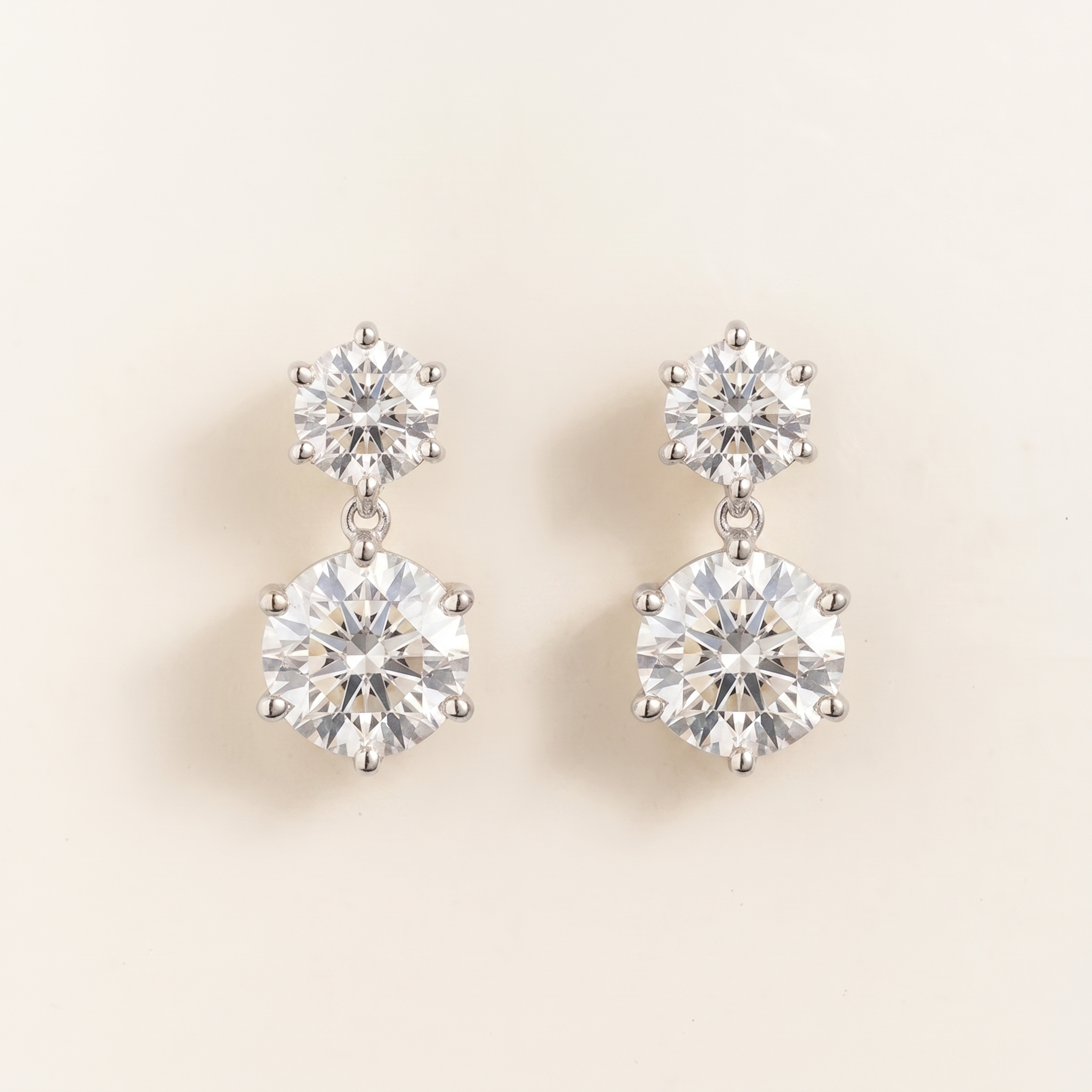 Round lab-grown diamond drop Aeter earrings in white gold | Juvetti London