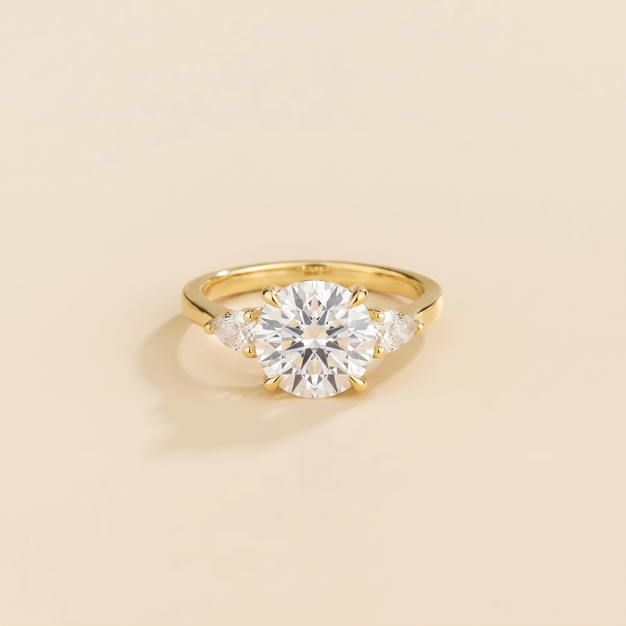 Rosey Diamond Round Cut & Pear Cut Gold Ring