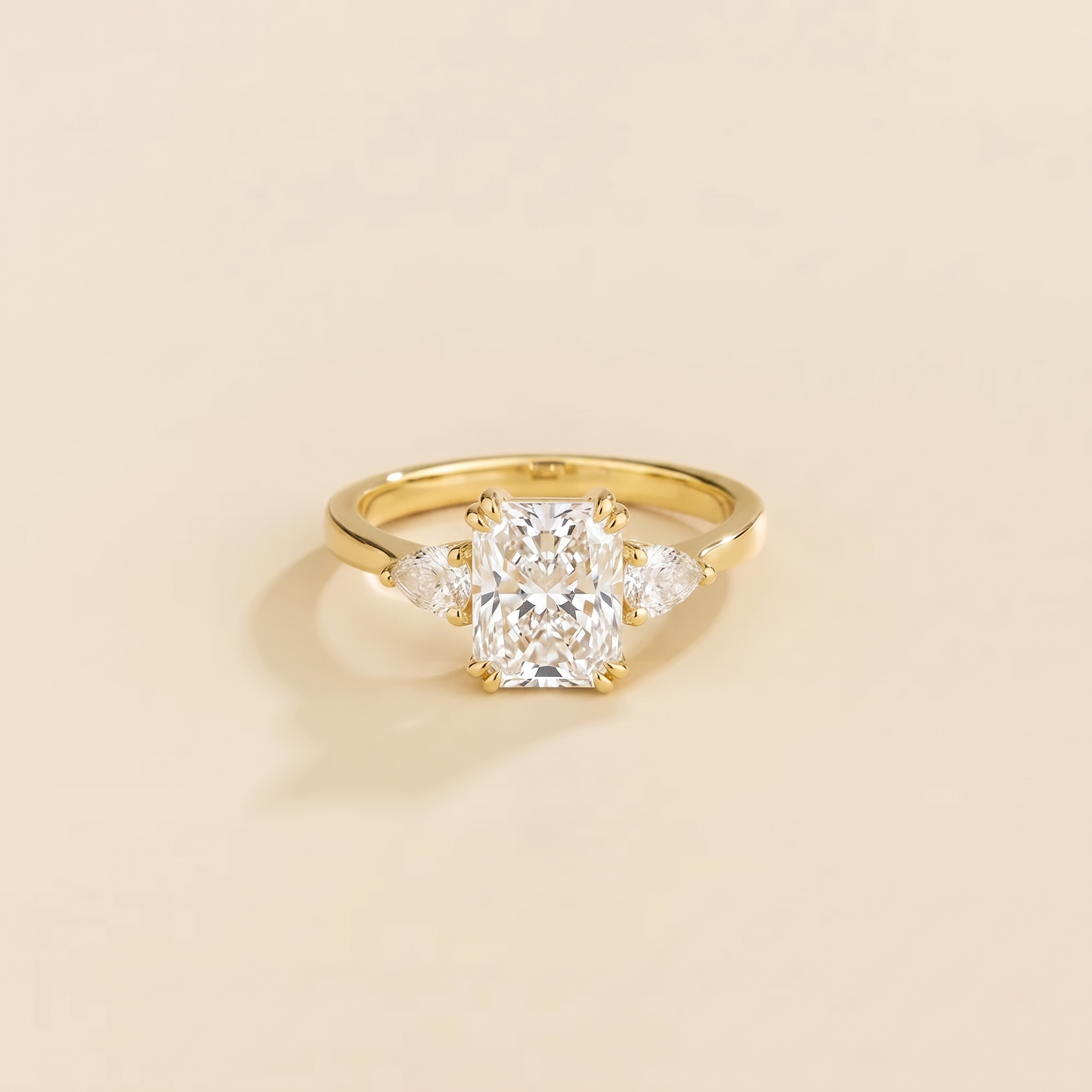 Bale Diamond Radiant Cut & Pear Cut Gold Ring