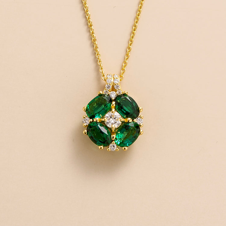 Juvetti Bespoke Jewellery London Pristi Gold Necklace Diamond and Emerald