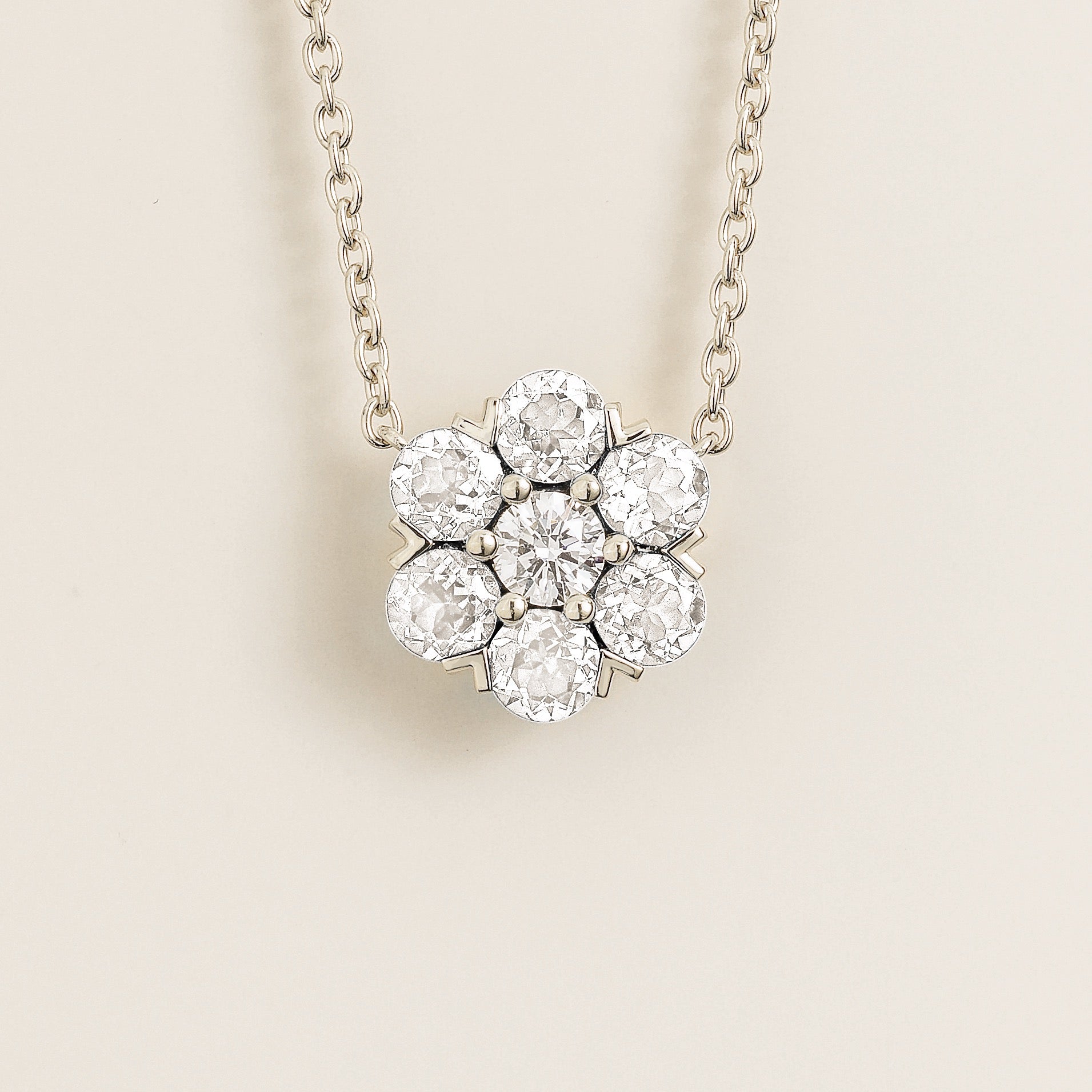 Cinq Diamond  Flower Pendant Necklace In White Gold