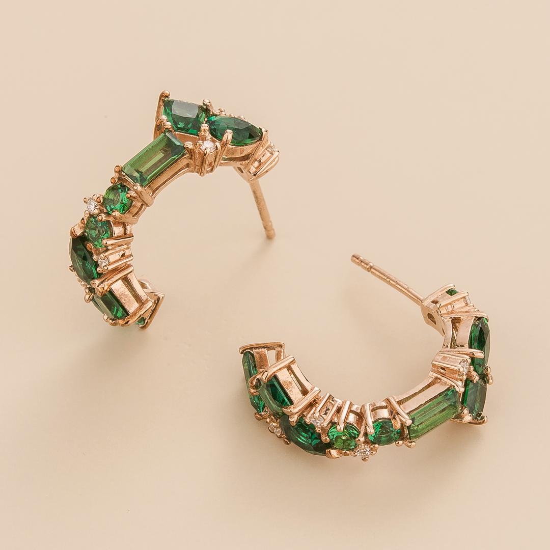 Lanna earrings - medium hoop in Emerald and Diamond in Pink gold