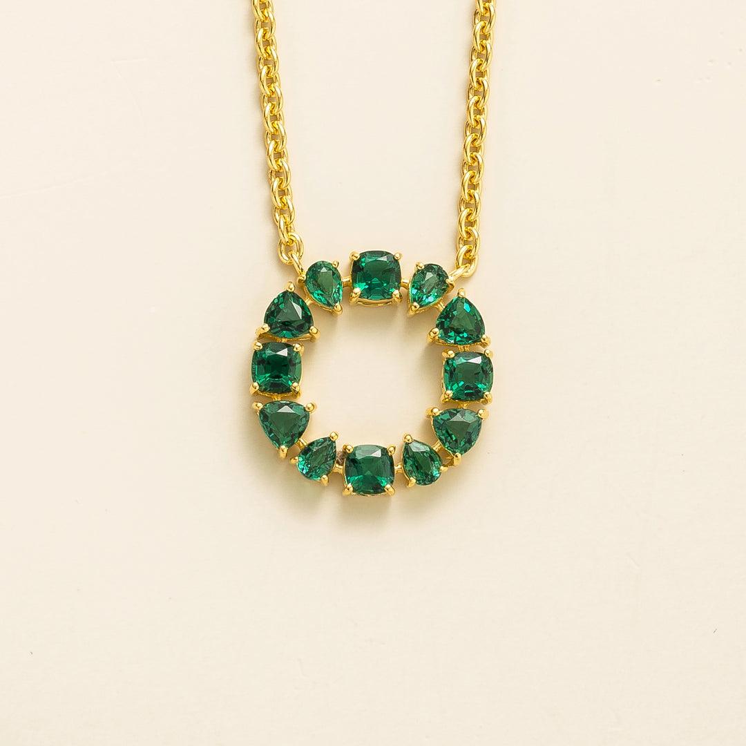 Glorie necklace in Emerald set in Gold