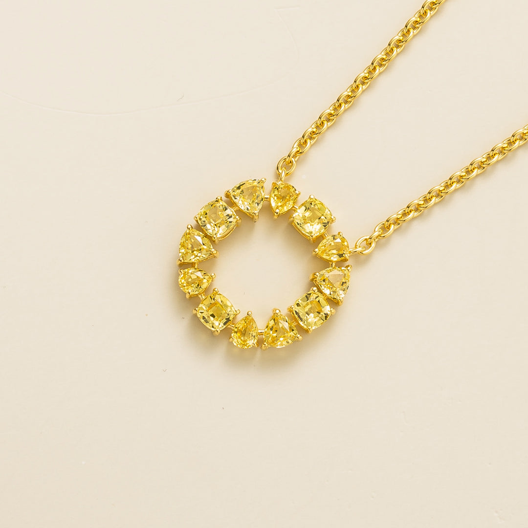 Glorie necklace in Yellow sapphire set in Gold