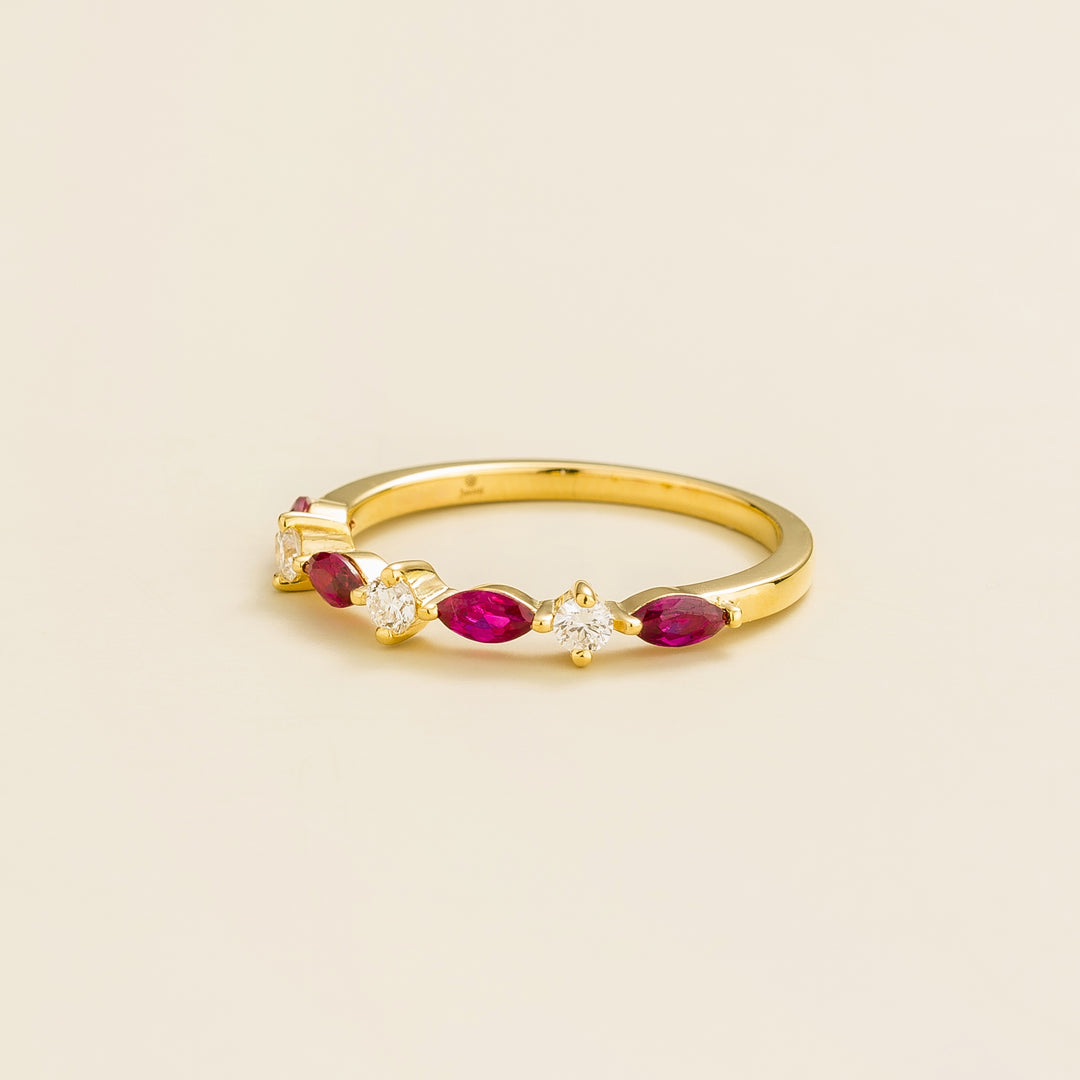 Markiz gold ring in Ruby & Diamond