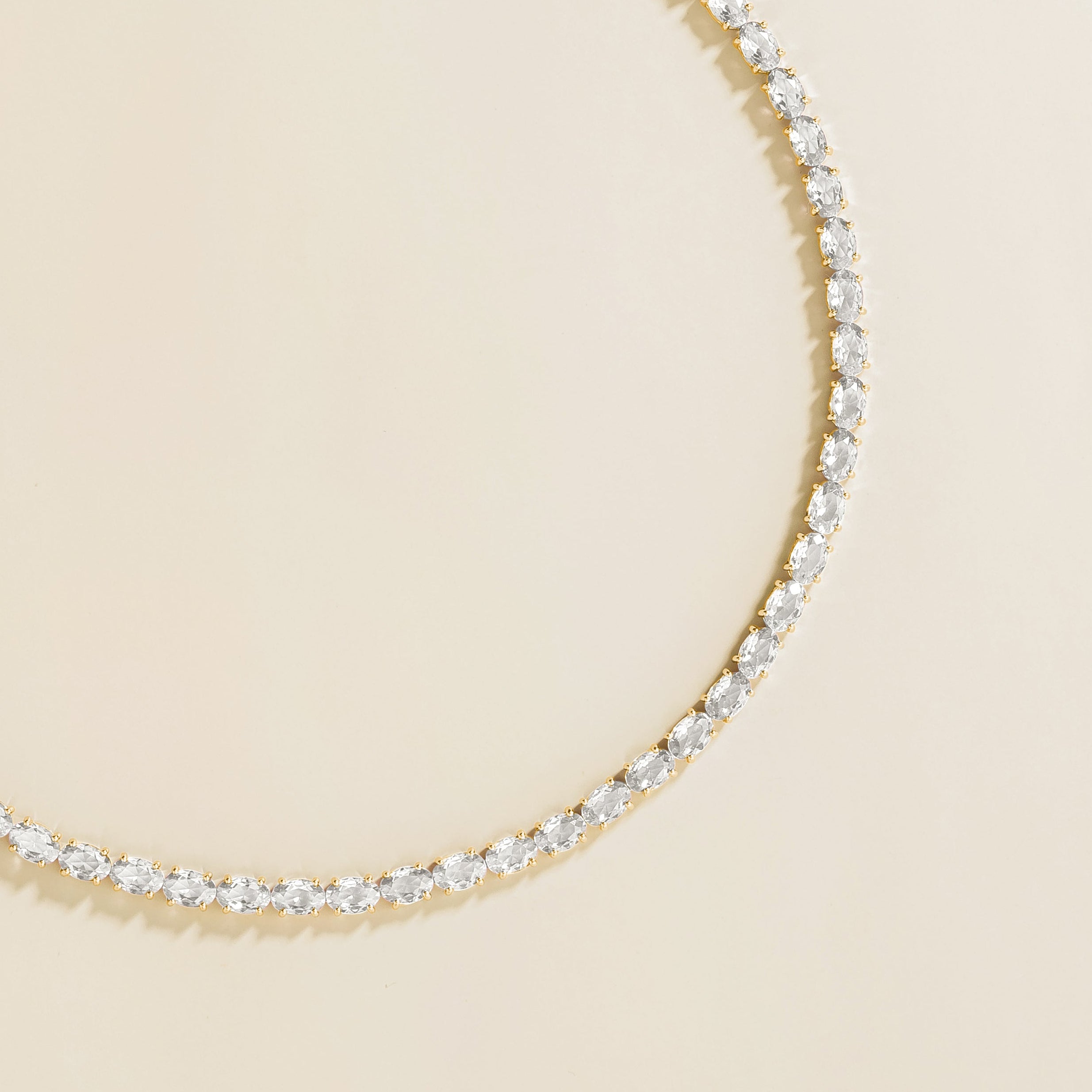 Salto Diamond Oval Tennis Necklace in Gold