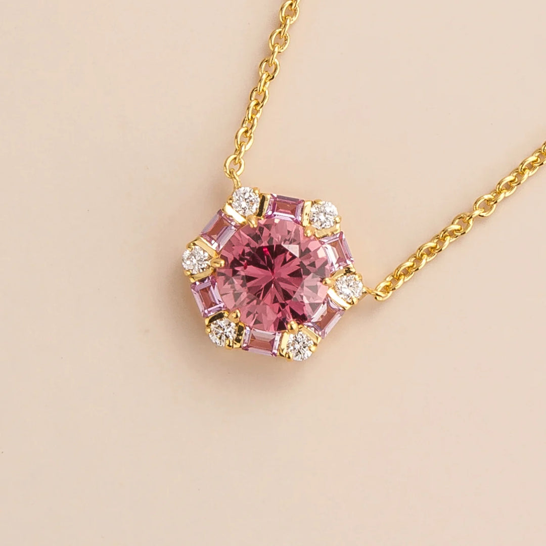 Melba necklace in 18K gold vermeil set with lab grown Padparadscha sapphire, Pink sapphire and Diamond gem stones.