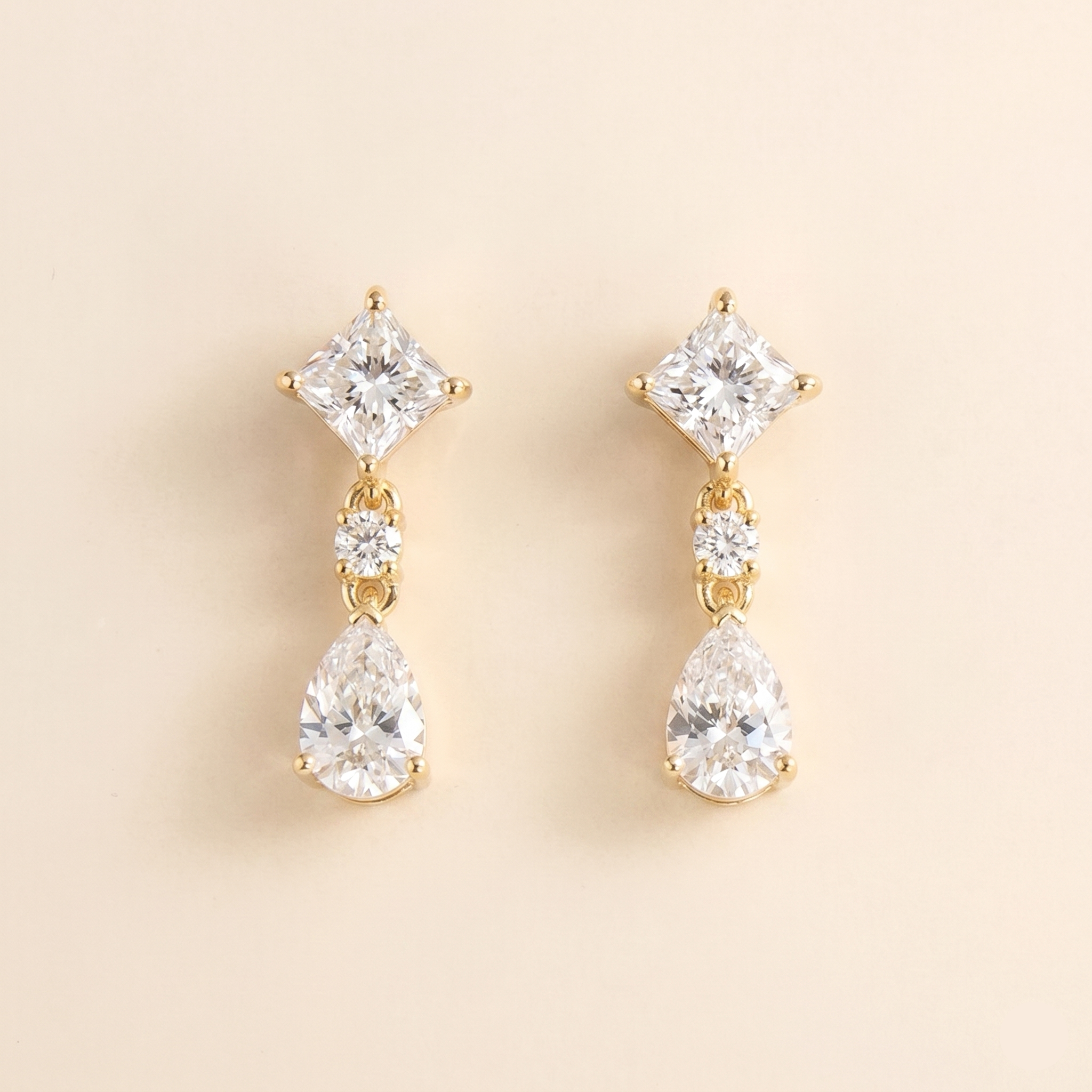 Ori Diamond Drop Earrings In Gold