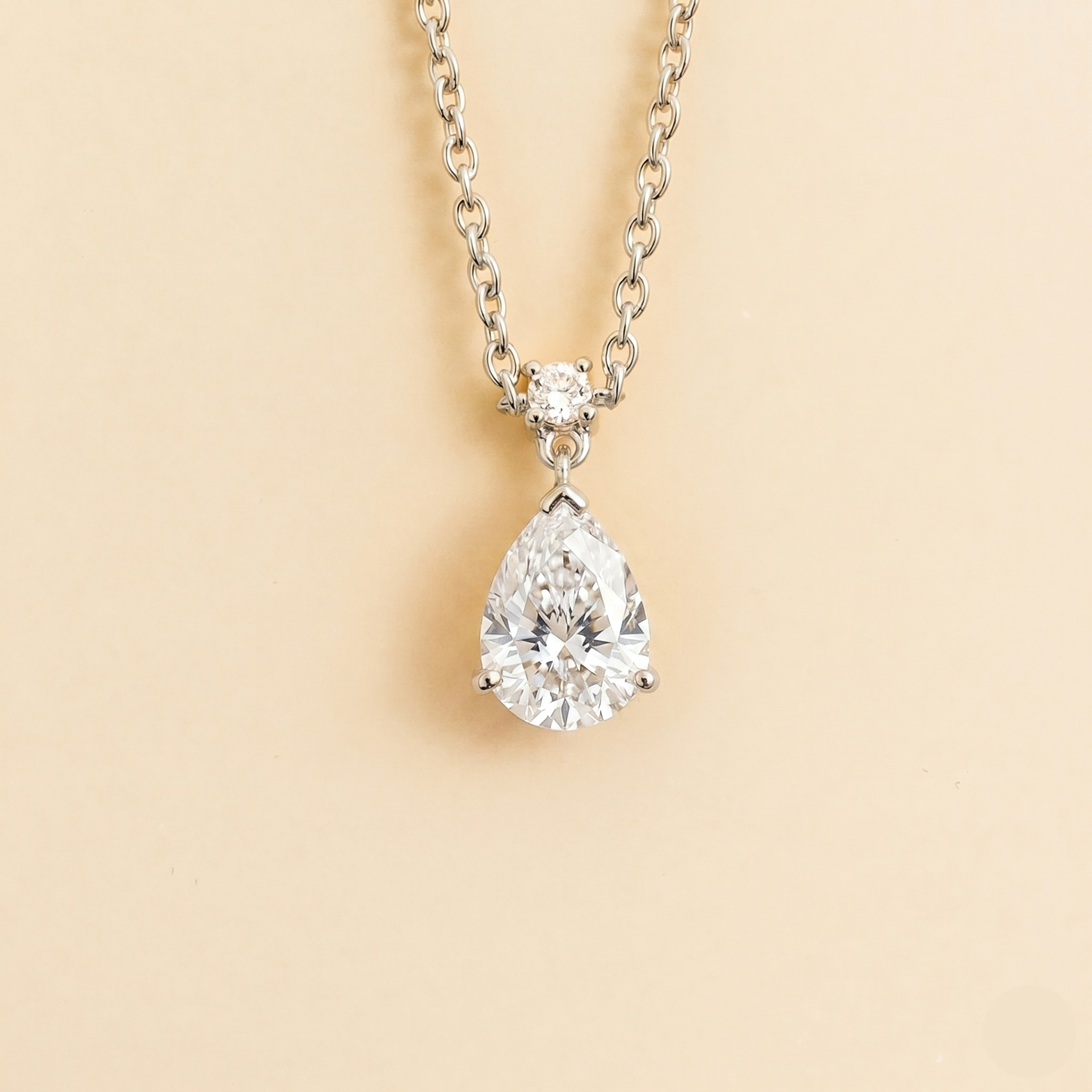 Ori Diamond Pear Drop Pendant Necklace In White Gold - Medium