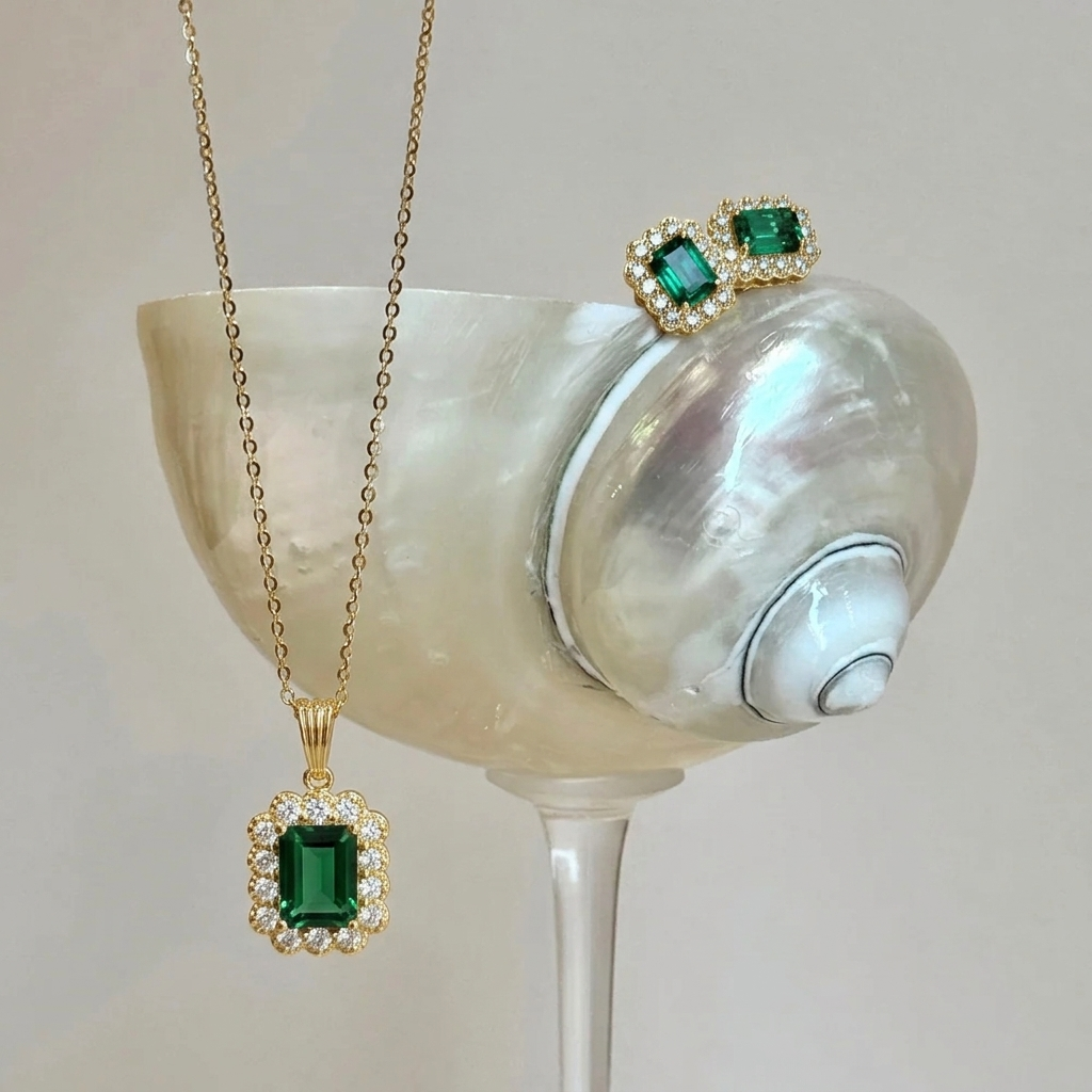 Verda Emerald Emerald-Cut & Diamond Halo Pendant Necklace in Gold