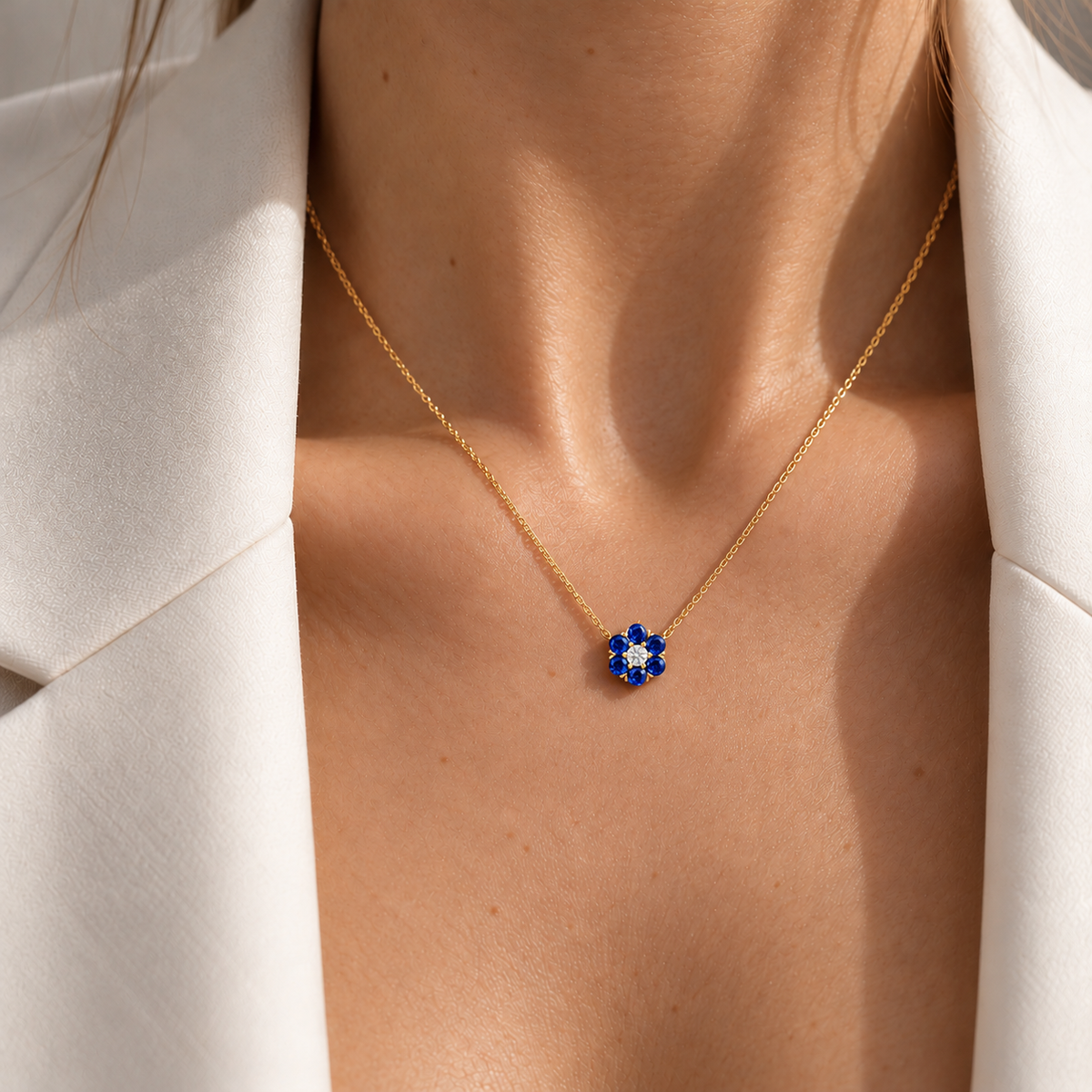 Cinq Blue Sapphire & Diamond Flower Pendant Necklace in Gold