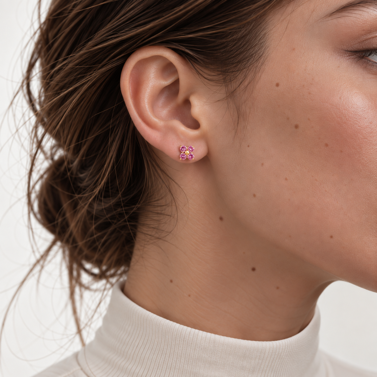 Clover Pink Sapphire Earrings In Gold