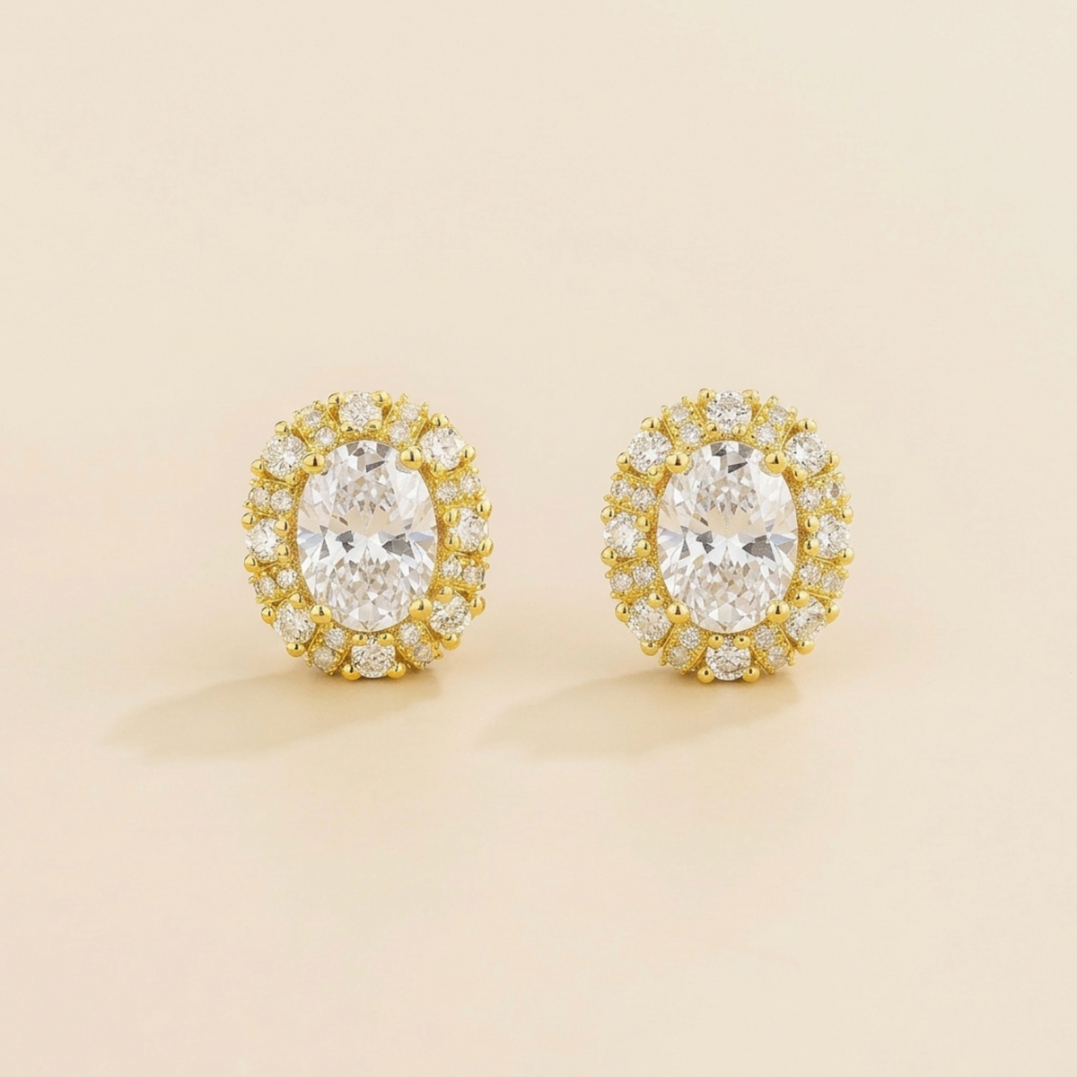Viva Oval Diamond Halo Stud Earrings in Gold | Juvetti