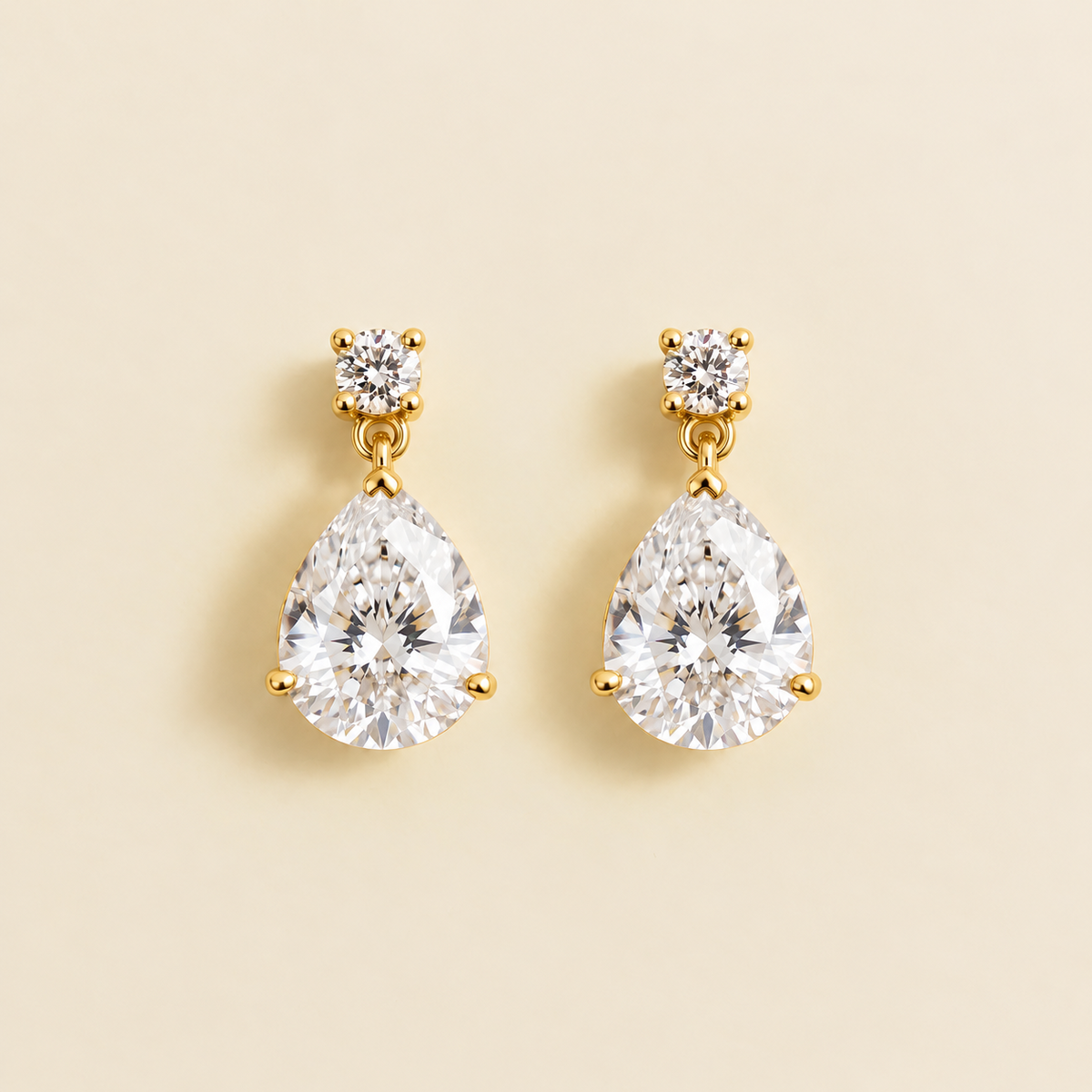Medium lab-grown diamond pear drop earrings in gold – front view | Pisa by Juvetti