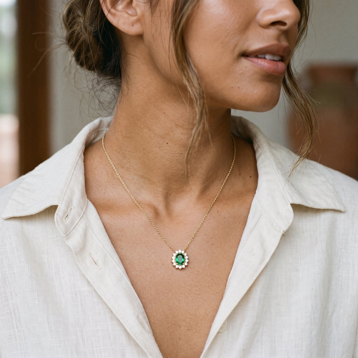 Divo Oval Emerald & Diamond Halo Gold Necklace