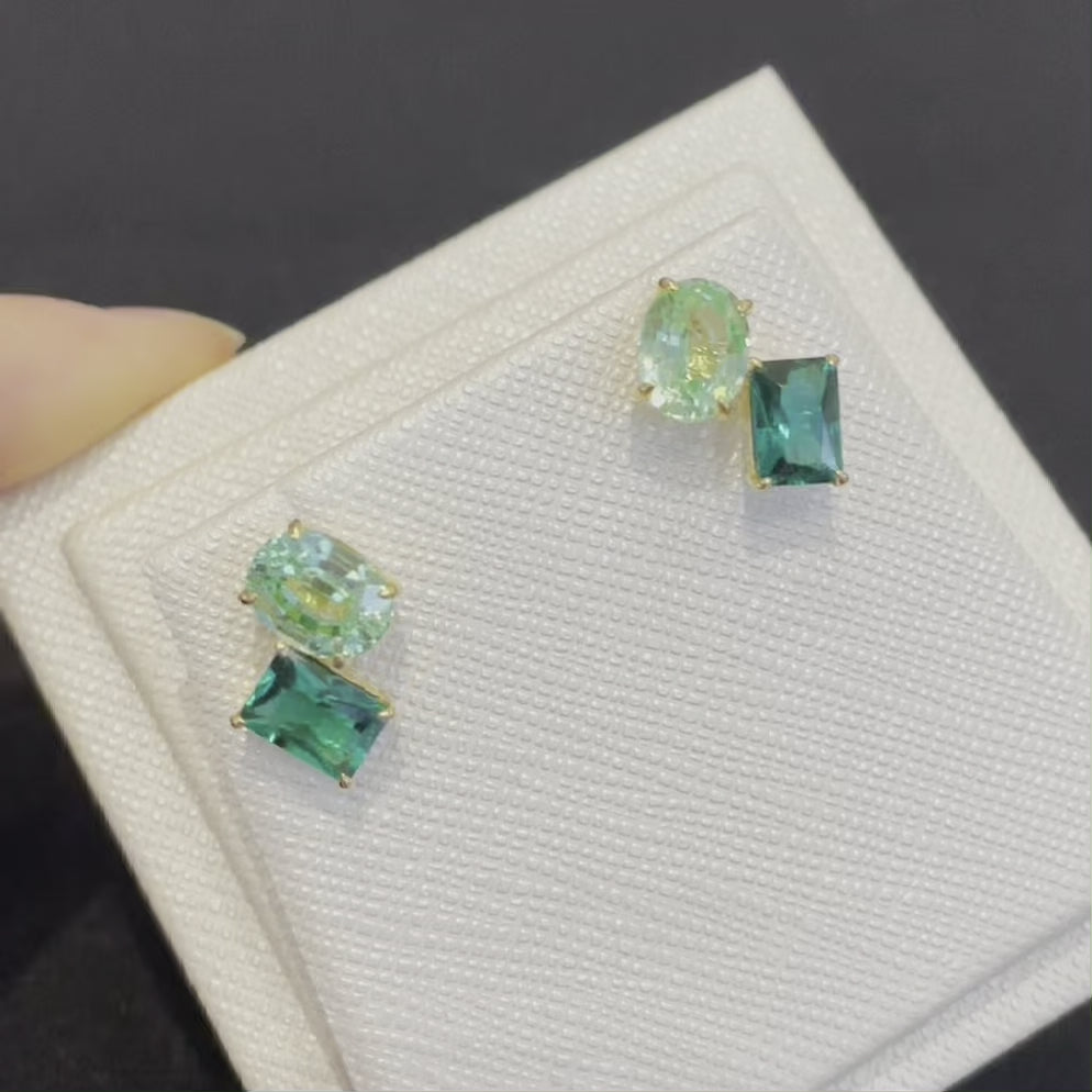 Buchon gold earrings in Emerald & Green sapphire