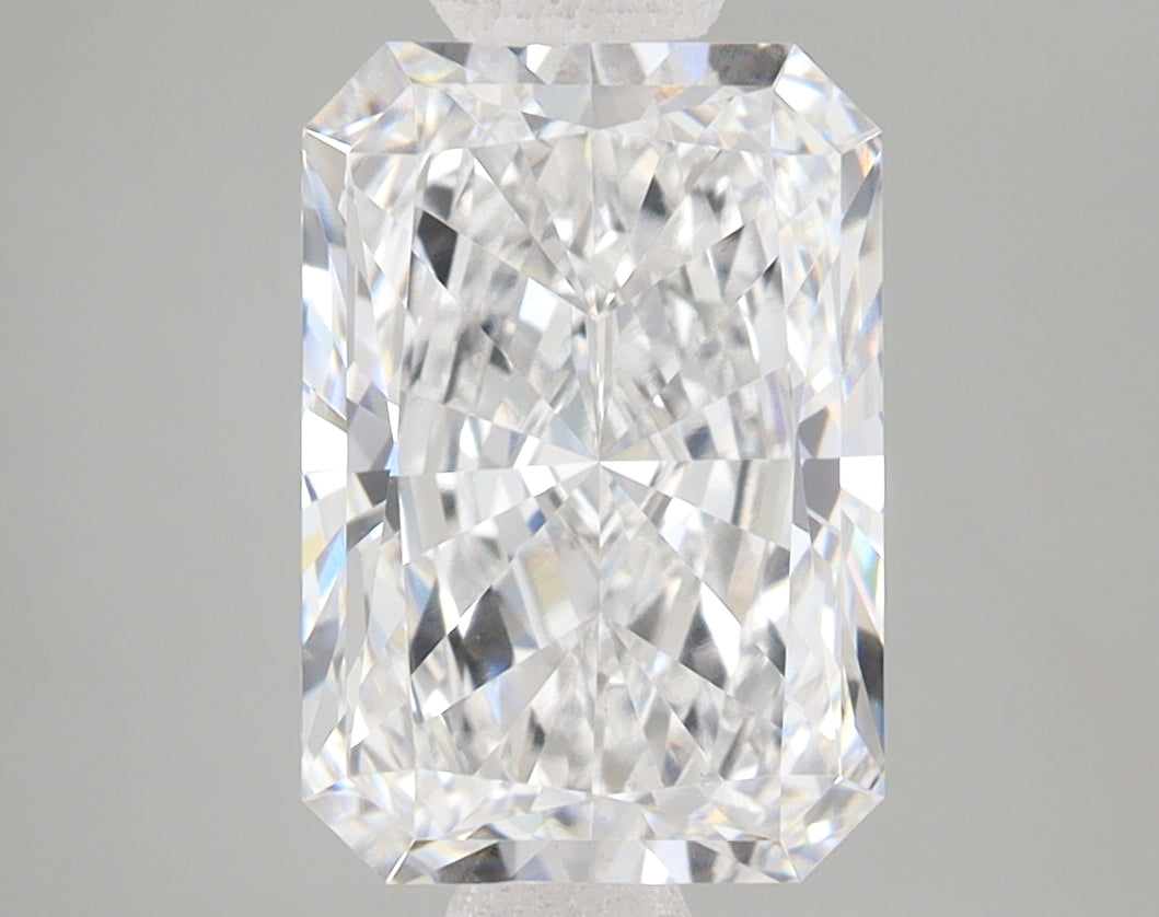 3.29ct Radiant lab-grown diamond, D VVS2 – 360° view