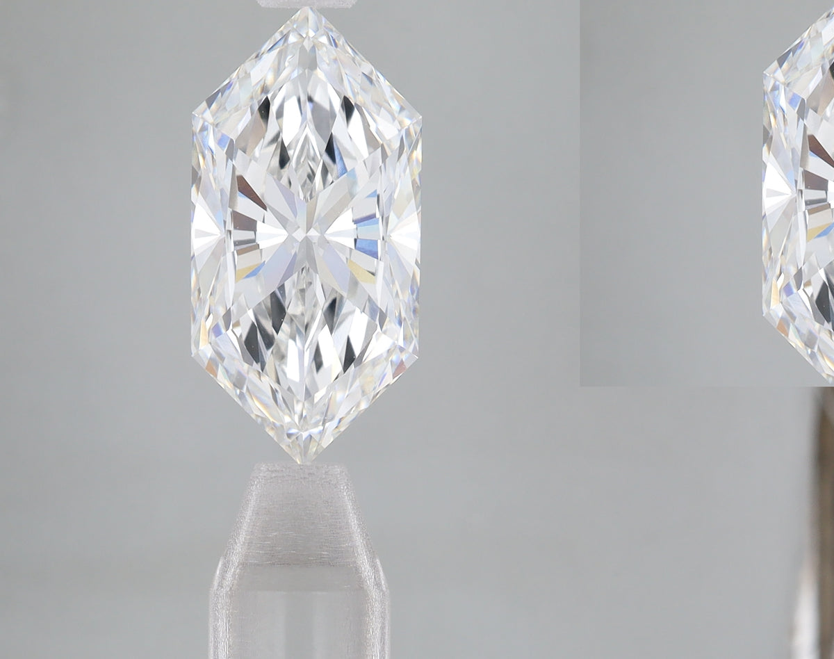 2ct Emerald lab-grown diamond, G VS2 – 360° view