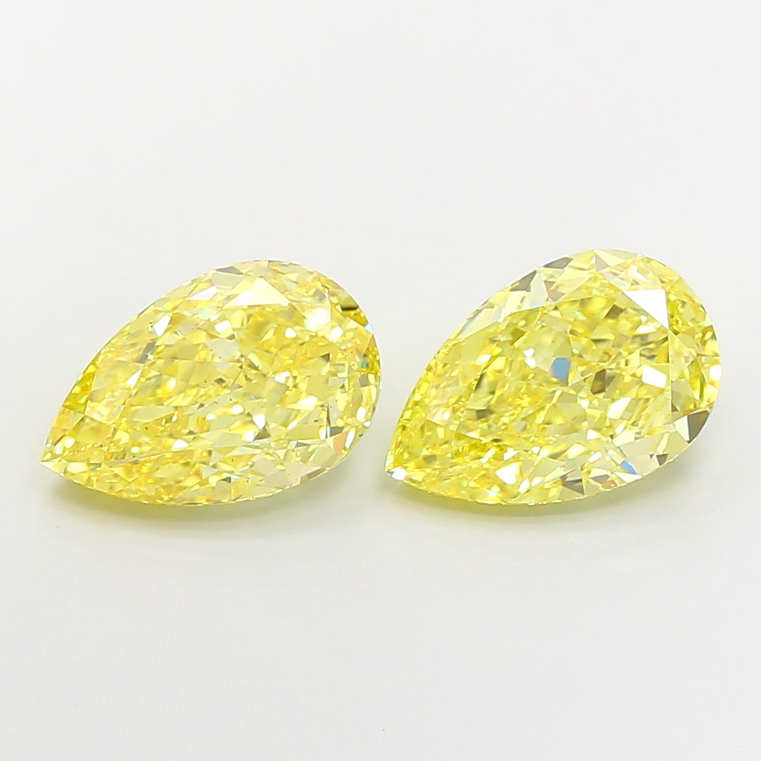 3.53ct Pear lab-grown diamond, Fancy Intense Yellow, VS1