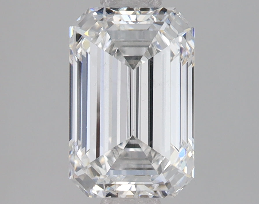 2.04ct Emerald lab-grown diamond, E VS2 – 360° view