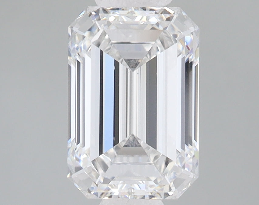 2.06ct Emerald lab-grown diamond, D VVS2