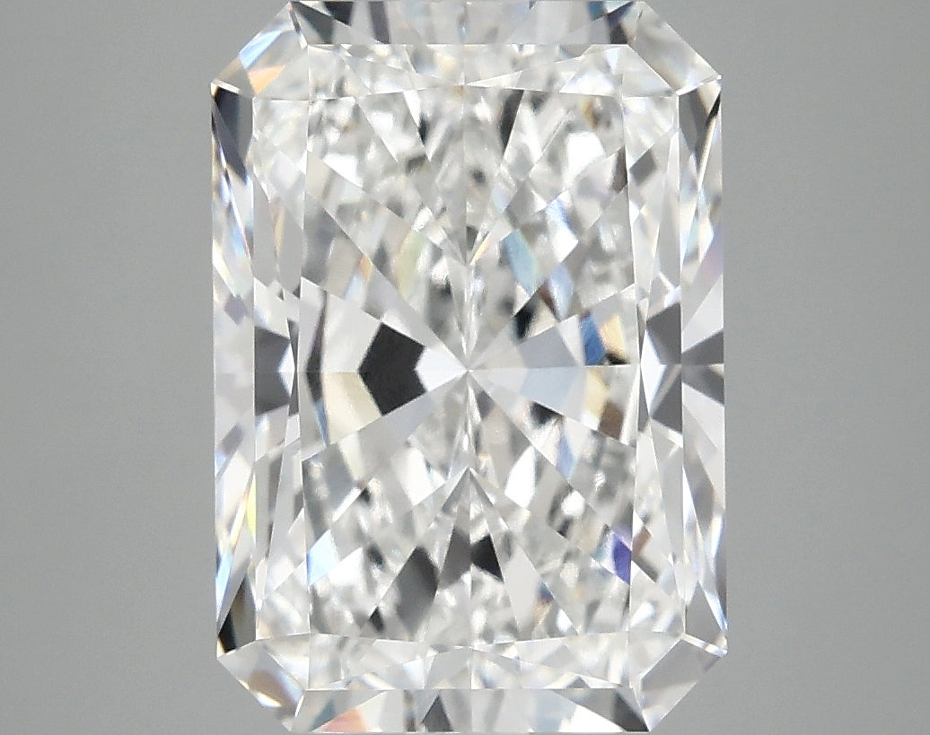 5.02ct Radiant lab-grown diamond, D VVS2