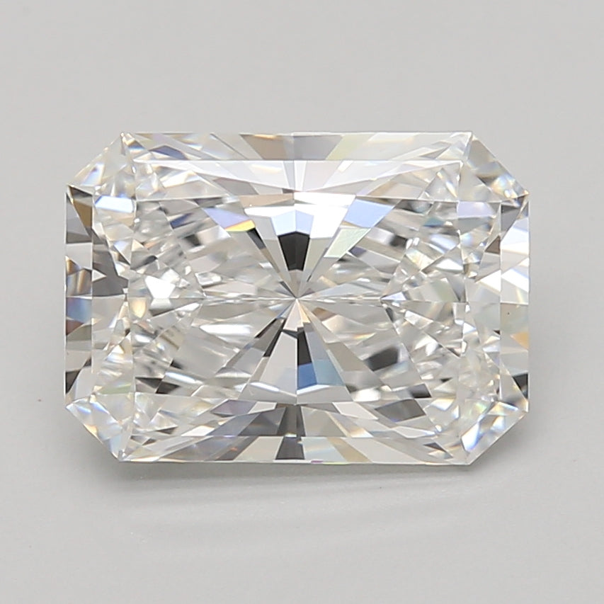4.1ct Radiant lab-grown diamond, D VVS2