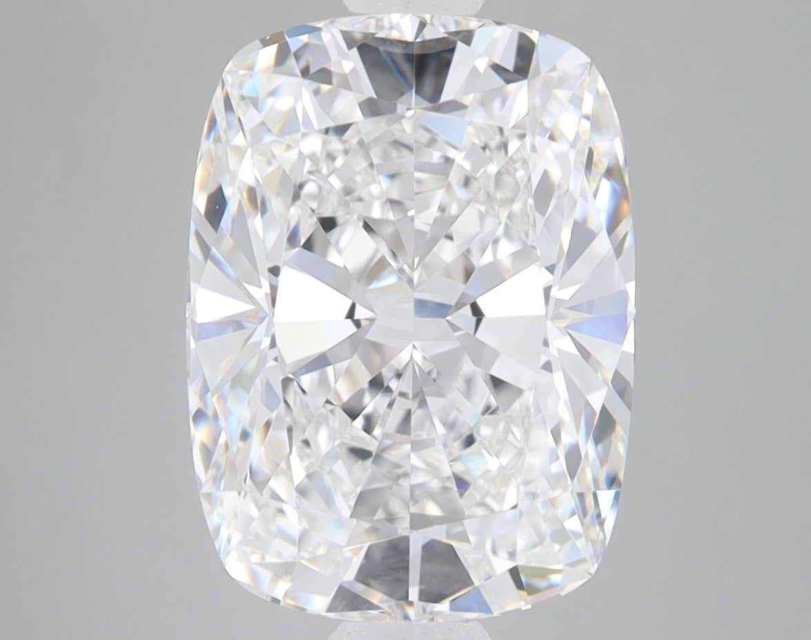 5.06ct Elongated Cushion lab-grown diamond, E VVS2