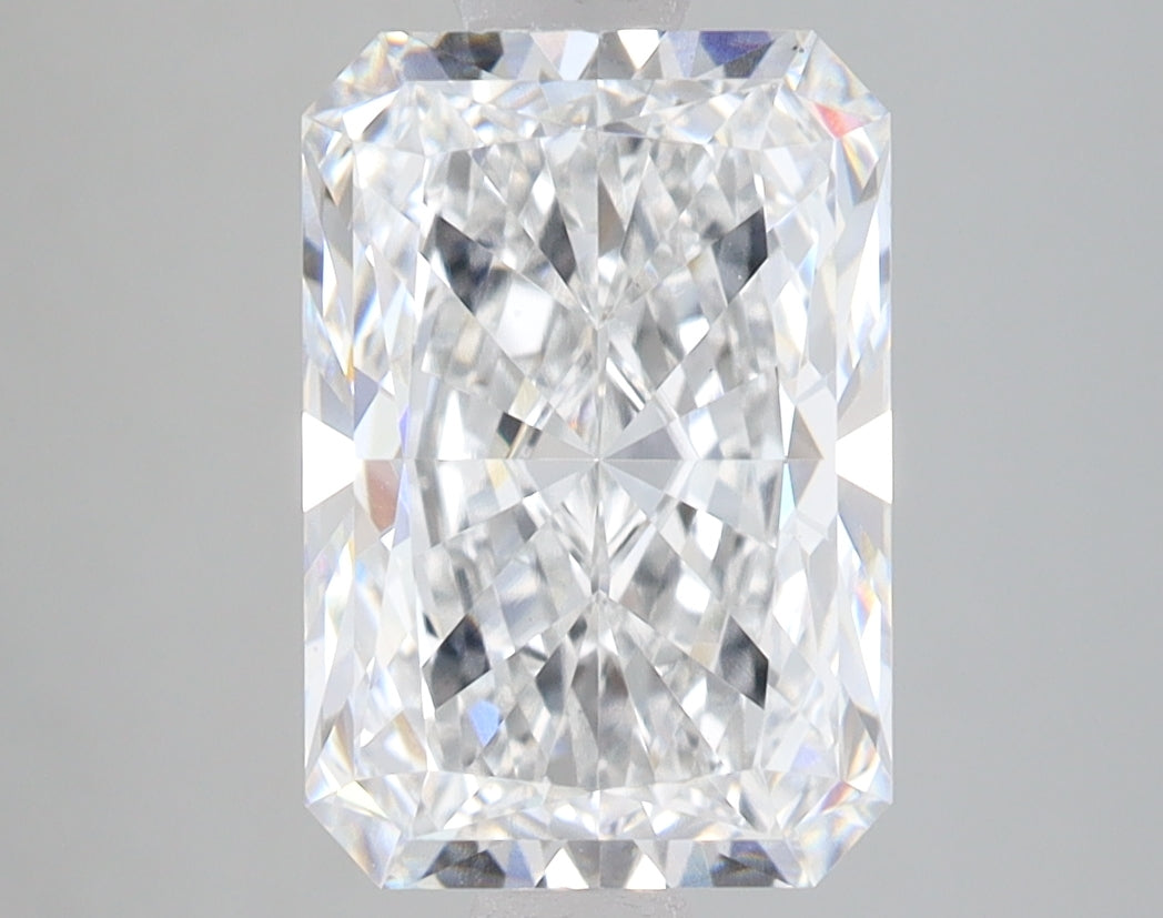 3.36ct Radiant lab-grown diamond, E VS1