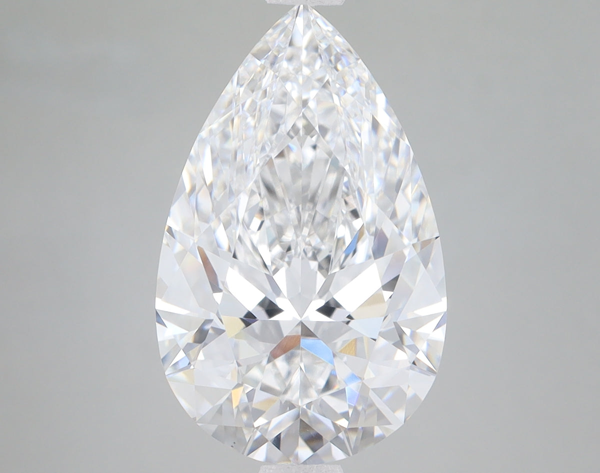 IGI certificate for 6.09ct Pear lab-grown diamond, E VS1