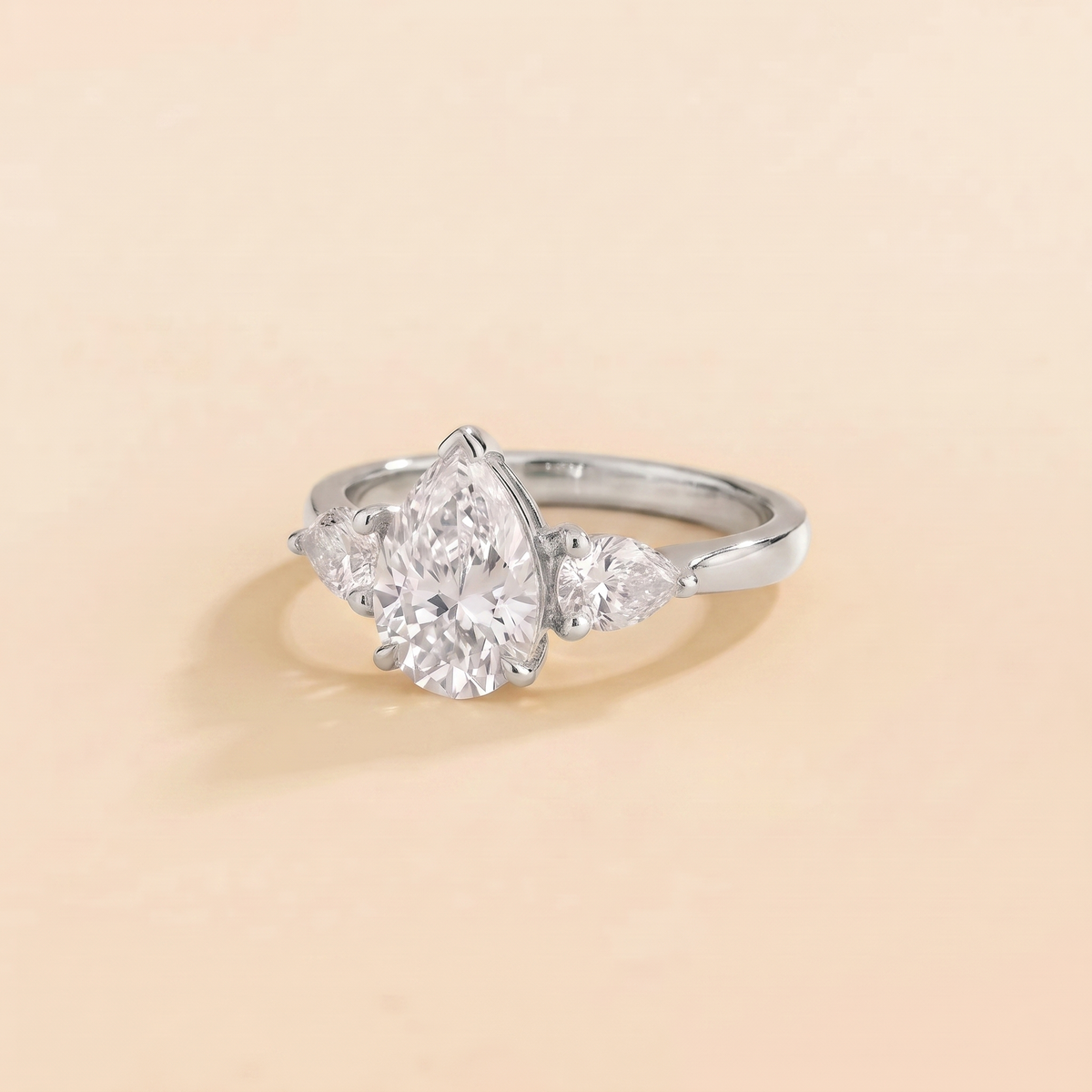 Terra Pear-Cut Lab-Grown Diamond Engagement Ring in White Gold – detail view