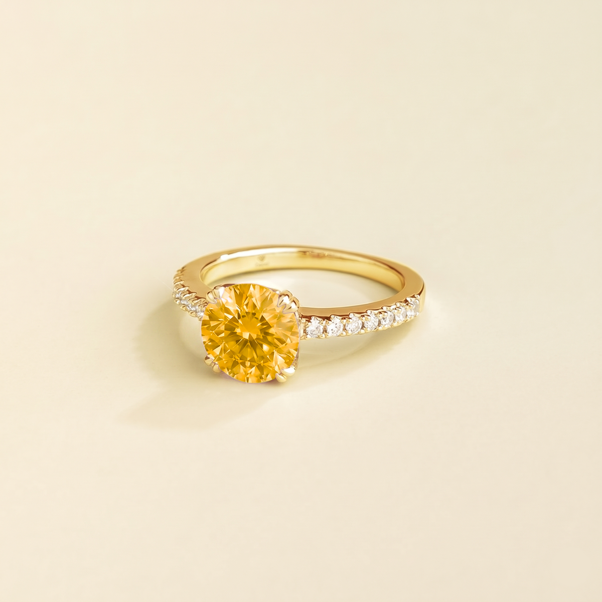 Como round lab-grown yellow sapphire solitaire pavé ring in gold – angle | Juvetti London