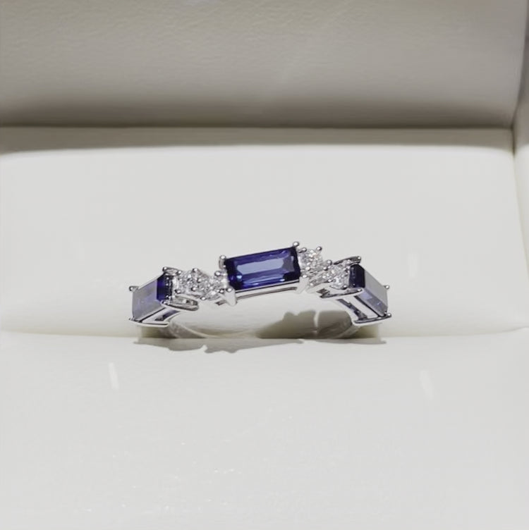 Review of Forma white gold ring set with Blue Sapphire and Diamond Bespoke Jewellery From London