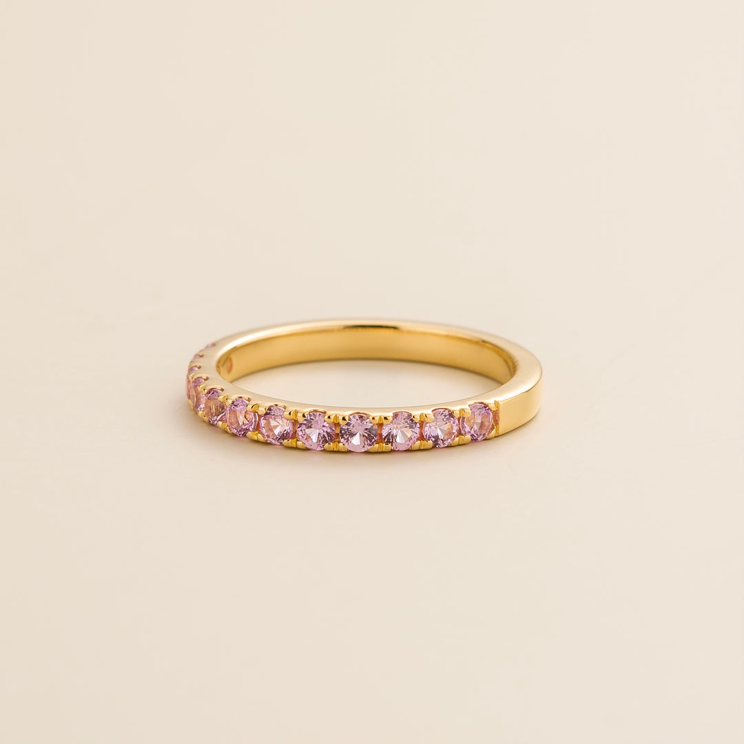Salto ring in Pink sapphire set in Gold